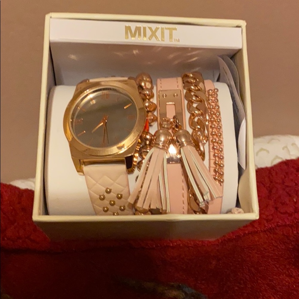 A watch set